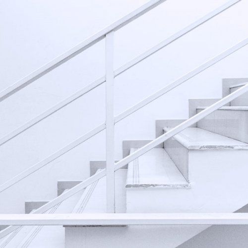 Pasamanos metálico cuadrado