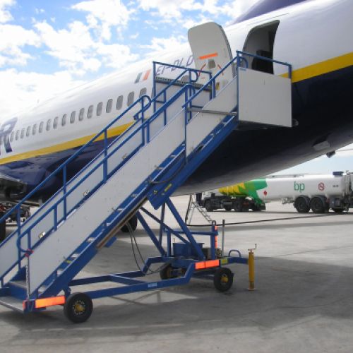 Escalera embarque | HANDLING 9
