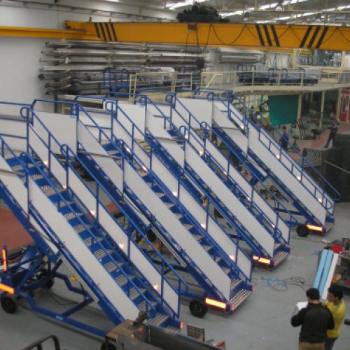 Grupo escaleras | HANDLING 1