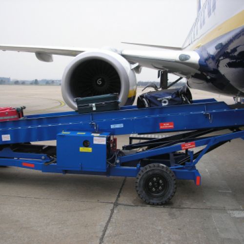 Cinta de equipajes en avión | HANDLING 6